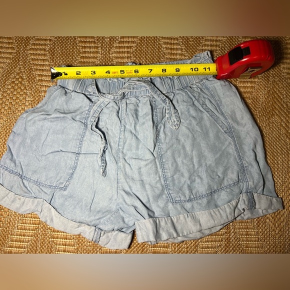 Aerie Women's Paperbag Chambray Light Blue Camp Shorts,Size XS,High Waist - Picture 4 of 8